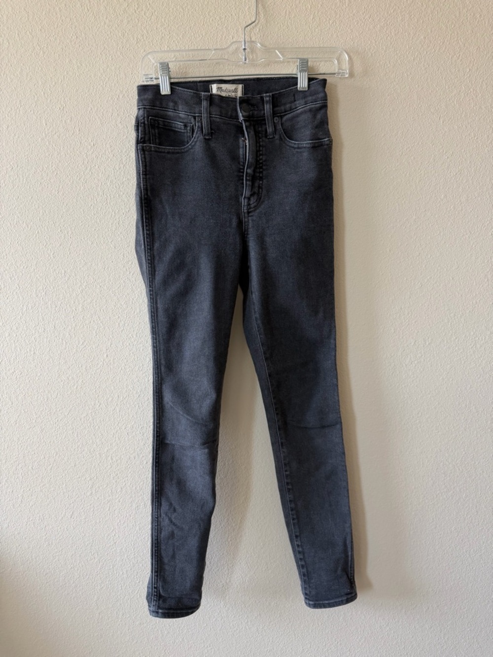 Madewell Skinny Jeans in Charcoal Black